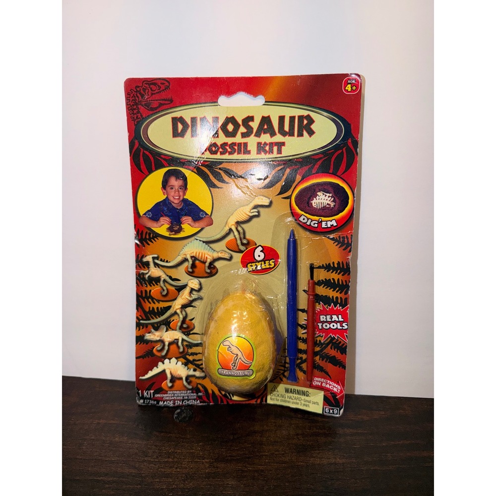 Greenbrier International Dinosaur Fossil Kit Tyrannosaurus Dig Egg Set 1736s NEW